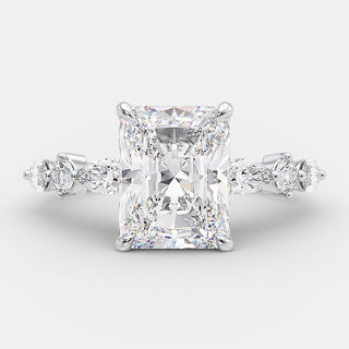 Bague de fiançailles en moissanite sertie d'un pavé radiant de 2,43 ct