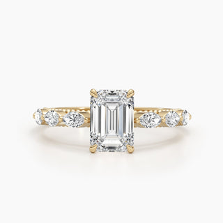 Bague de fiançailles avec diamants taille émeraude pavés de 1,71 à 3,50 ct