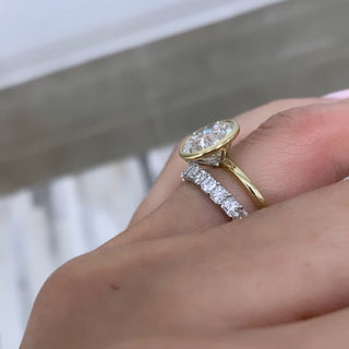 Alliance de mariage en diamants taille Asscher avec moissanite pour elle 