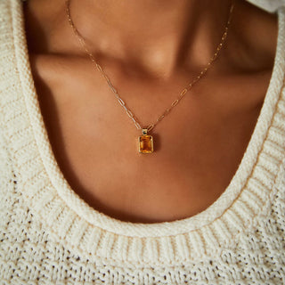 Collier solitaire avec pierre de naissance de novembre et diamant émeraude citrine 4,0 ct