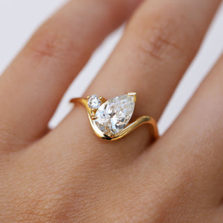 Bague de fiançailles unique avec diamant CVD en forme de poire de 1,60 à 3,50 ct