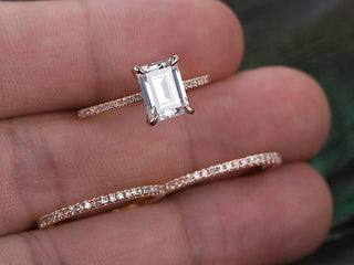 1.0 CT Emerald Cut Solitaire Moissanite Bridal Ring Set