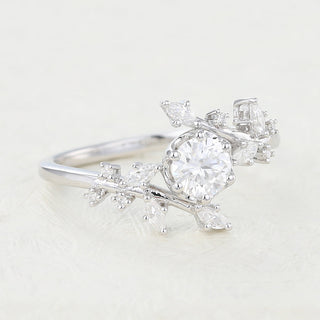 0.41 CT Round Shaped Moissanite Art Deco Engagement Ring