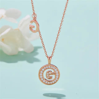 Collar de diamantes de moissanita con letra "G" para mujer