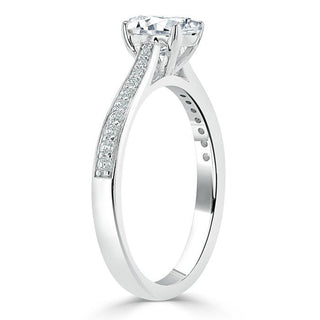 0.94 CT Oval Shaped Moissanite Solitaire Engagement Ring