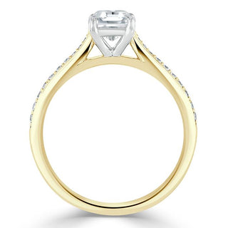 Bague de fiançailles solitaire en moissanite taille Asscher de 1,0 ct avec monture pavée Chanel