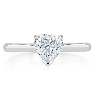 Bague de fiançailles solitaire en moissanite à taille cœur de 1,0 ct