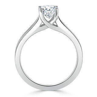 0.94 CT Oval Cut Solitaire Moissanite Engagement Ring