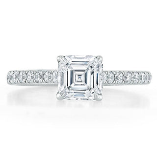 Bague de fiançailles en moissanite à sertissage pavé et solitaire taille Asscher de 1,0 ct