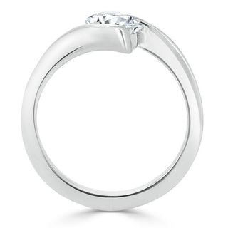 Bague de fiançailles en moissanite à taille ovale et solitaire de 0,75 ct