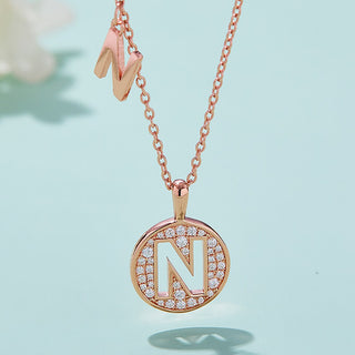 Collar de diamantes de moissanita con la letra "N" personalizado