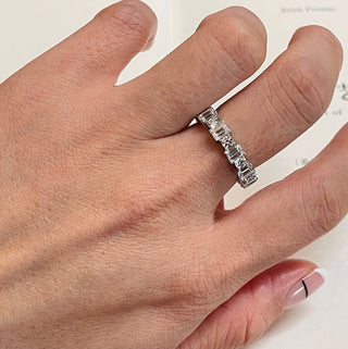 Alliance de mariage alternative avec diamants CVD ronds et émeraude de 3,50 TCW