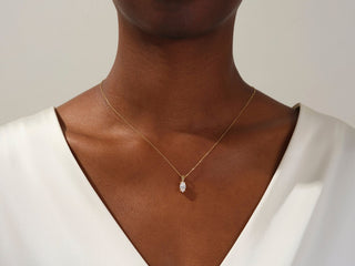 Collier solitaire en diamant et moissanite marquise de 1,0 ct