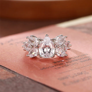 Bague de fiançailles avec diamants en forme de poire F/VS1 CVD de 1,0 à 3,0 ct