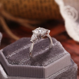 1.0 CT Cushion F/VS1 CVD Diamond Three Stone Style Engagement Ring