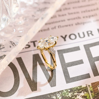 Bague de fiançailles à trois pierres avec diamants Marquise CVD de 1,0 à 3,0 ct