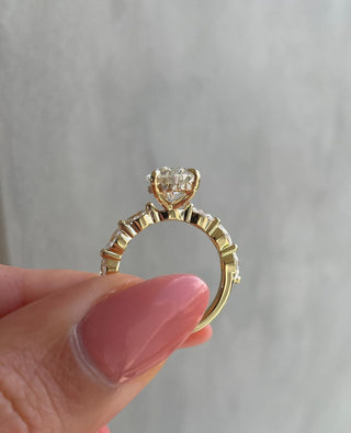 Bague de fiançailles avec diamants en forme de poire CVD de 1,30 CT à 3,30 CT sertis pavé de halo caché