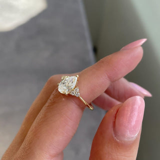 1.50-3.50  CT Pear CVD Diamond Cluster Engagement Ring