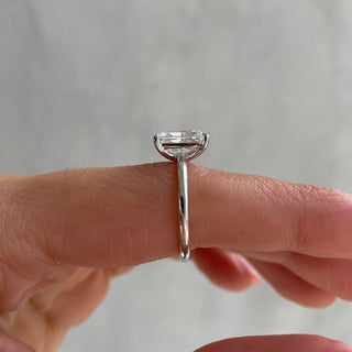 Anillo de compromiso con solitario de diamantes CVD radiantes de 1,5 a 3,5 quilates