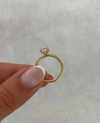 Bague de fiançailles avec diamant ovale CVD de 1,50 à 3,50 ct serti pavé de halo caché