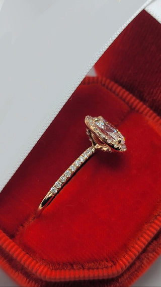 Bague de fiançailles avec halo de diamants ovales CVD de 1,0 à 3,0 ct serti pavé