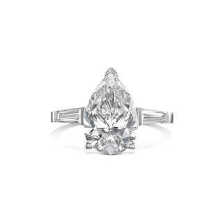 2.0 CT-4.0 CT Pear CVD Diamond Three Stone Engagement Ring