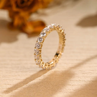 Alliance de mariage à éternité complète avec diamants en moissanite à taille ronde