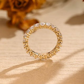 Alliance de mariage à éternité complète avec diamants en moissanite à taille ronde