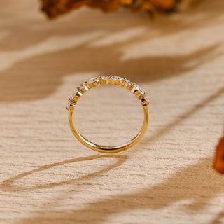 Alliance de mariage semi-éternité en diamants et moissanite à taille ronde et marquise