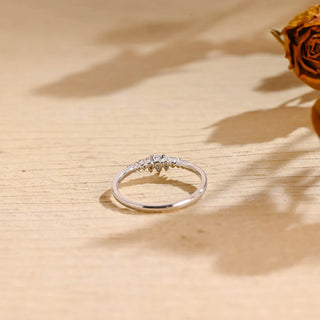 Alliance de mariage semi-éternité en diamants et moissanite à taille ronde et poire