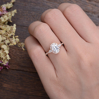 0.75 CT Oval Shaped Moissanite Three Stone Engagement Ring