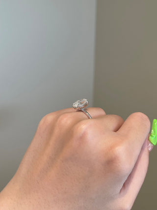 Bague de fiançailles solitaire en moissanite de forme ovale de 2,0 CT à 4,0 CT