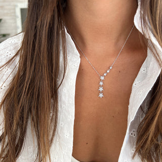 Collier Lariat en forme d'étoile en moissanite ronde de 0,10 TCW