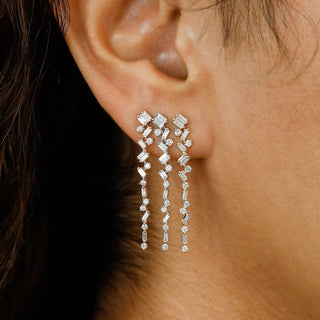 Pendientes colgantes de diamantes de moissanita de talla baguette y redonda de 0,77 TCW