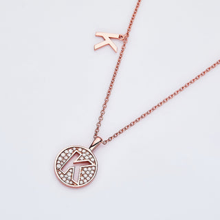 Collier personnalisé avec diamants moissanites et lettre « K »