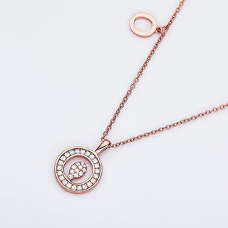 Collier personnalisé avec diamants moissanites et lettre « O »