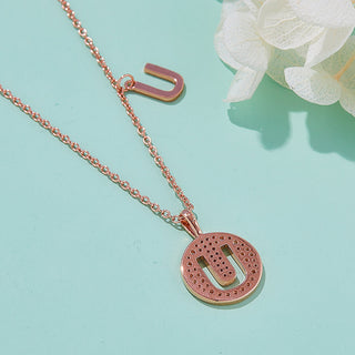 Collier personnalisé avec diamants moissanites et lettre « U »