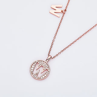 Collier personnalisé avec diamants moissanites et lettre « W »