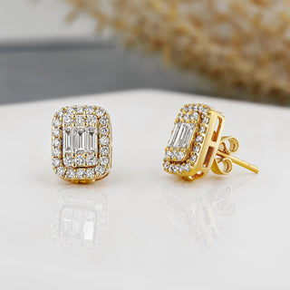 Boucles d'oreilles à tige en diamants Moissanite ronds et baguettes de 0,93 TCW