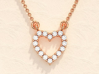 Collar colgante con forma de corazón de diamante de moissanita redondo de 0,24 TCW