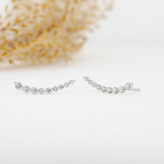 Boucles d'oreilles à chenilles en diamant et moissanite ronde de 0,50 TCW