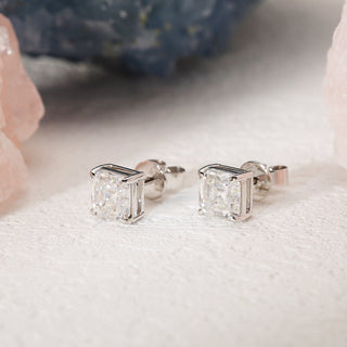 Boucles d'oreilles à tige solitaire en diamant moissanite Asscher 2.0 TCW