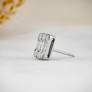 Pendientes de diamantes de moissanita redondos y baguette de 0,99 TCW