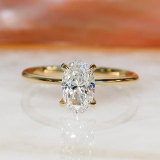 Bague de fiançailles avec diamant solitaire ovale de 1,0 ct F/VS1