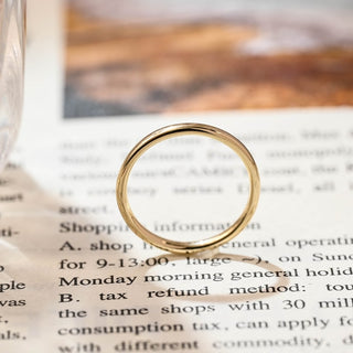 Classic Gold Plain Wedding Band