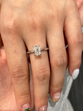 Bague de fiançailles avec diamant solitaire en moissanite taille radiant de 1,50 à 2,50 ct