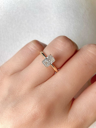 Bague de fiançailles avec diamant solitaire en moissanite taille radiant de 1,0 à 2,0 ct