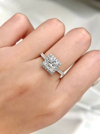 Bague de fiançailles avec halo de diamants en moissanite taille princesse de 1,50 ct à 2,50 ct