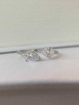 Bague de fiançailles à deux pierres avec diamants en moissanite taille poire de 1,0 à 2,0 ct