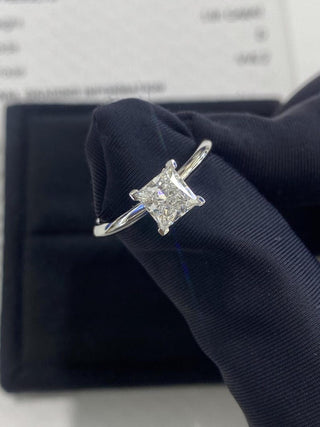 Anillo de compromiso solitario con diamante de moissanita de talla princesa de 1,0 CT a 2,0 CT